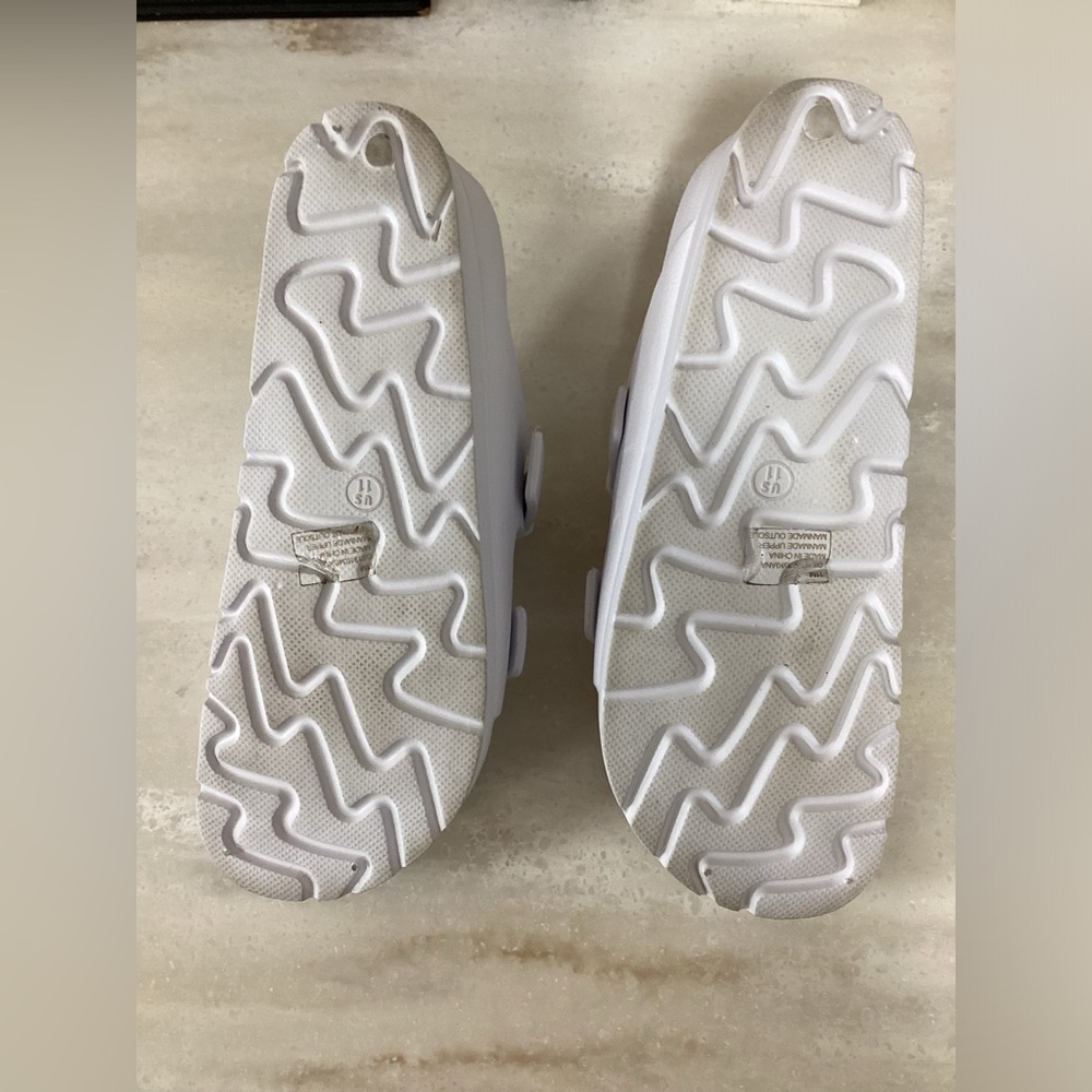 Men’s sliders - Picture 3 of 5